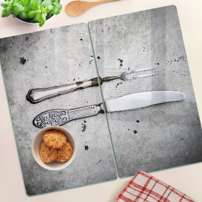 Tábua para corte Talheres em fundo de concreto