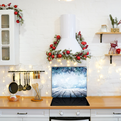 Tábua cozinha Árvore de Natal com neve no inverno