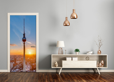 Papel de parede em porta Torre de TV