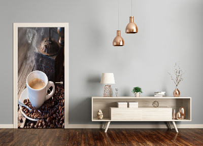 Papel de parede em porta Uma xícara de café