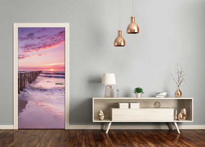 Adesivo em porta Quebra-mar