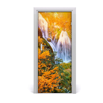Papel de parede em porta Cachoeira no outono