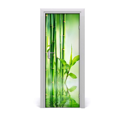 Papel de parede em porta Bambu na água