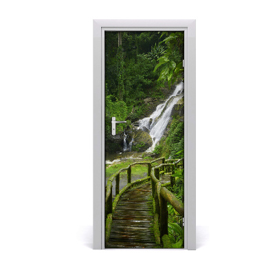 Adesivo em porta Caminho da Selva