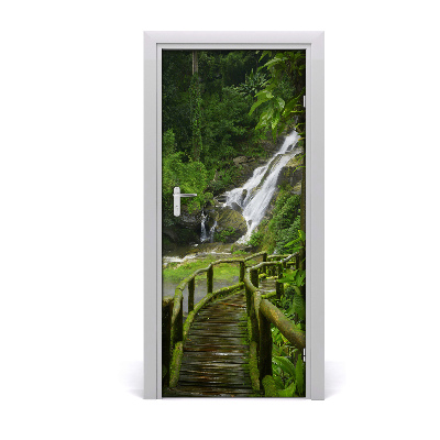 Adesivo em porta Caminho da Selva