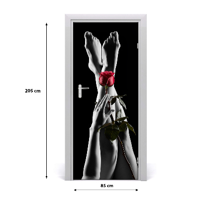 Papel de parede em porta Rosa e pés