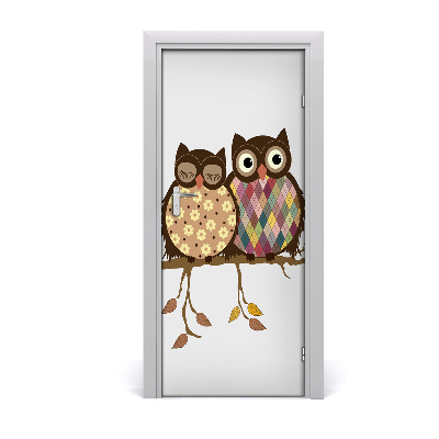 Papel de parede em porta Um par de corujas em um galho