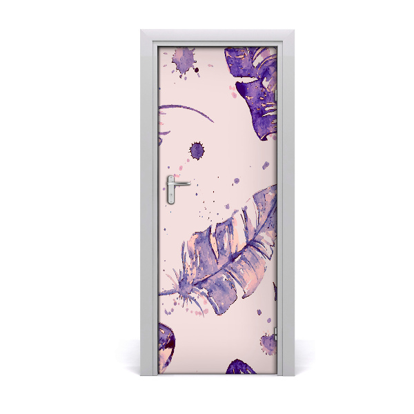 Papel de parede em porta casa Penas