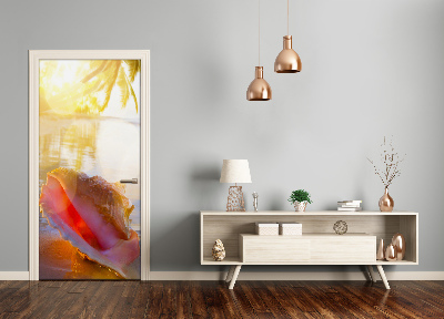 Papel de parede em porta Uma concha na praia