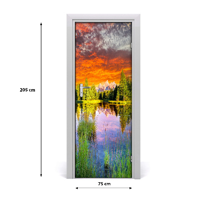 Papel de parede em porta Lago na floresta