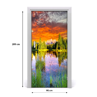 Papel de parede em porta Lago na floresta