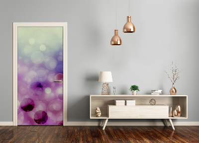 Papel de parede em porta Rodas roxas