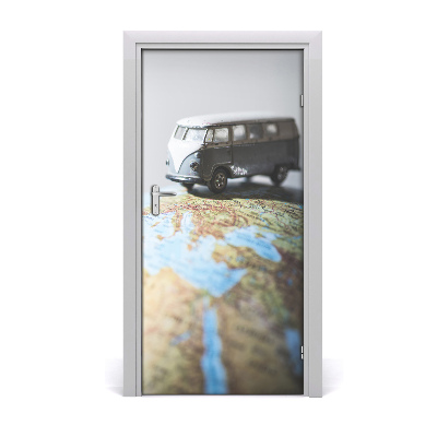 Papel de parede em porta Van em um globo