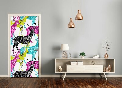 Papel de parede em porta veados coloridos