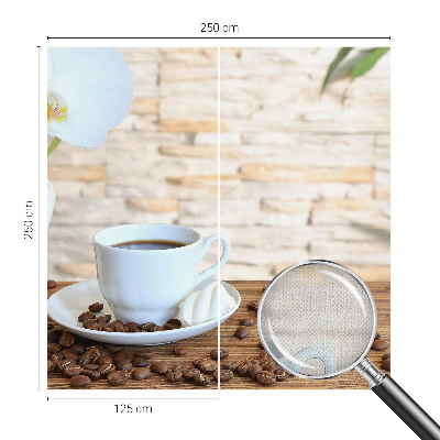 Papel de parede para criança com padrão floral que transmite sensação de relaxamento