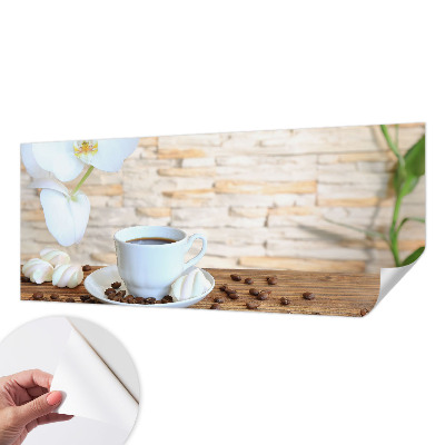 Papel de parede para criança com padrão floral que transmite sensação de relaxamento