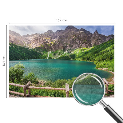 Papel de parede infantil com estampa de paisagem montanhosa