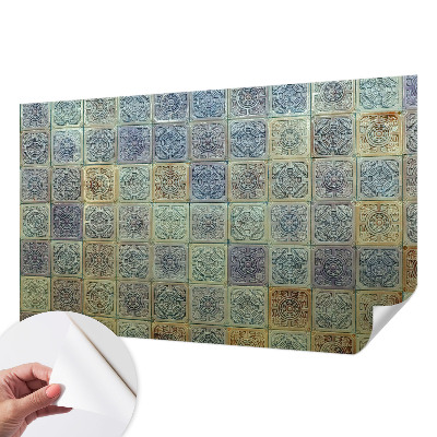 Papel de parede infantil com padrão de azulejos geométricos