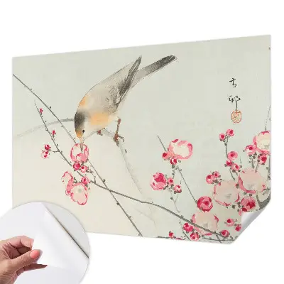 Papel de parede infantil com estampa de pássaros floridos