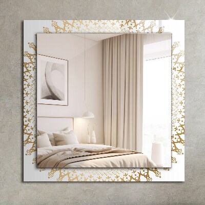 Espelho com moldura decorada padrão de mandala