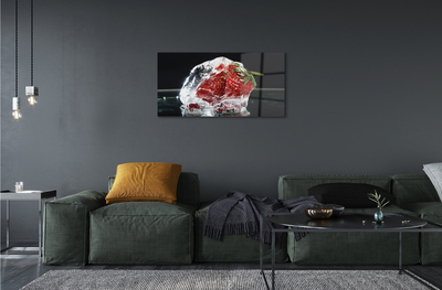 Quadro acrílico Morango em um cubo de gelo