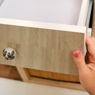 Vinil autocolante para móvel Elegância da madeira