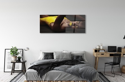 Quadro de vidro Mulher com lábios amarelos