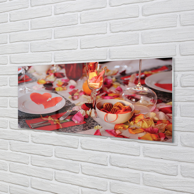 Painel de vidro Copos de jantar com pétalas de rosa e corações