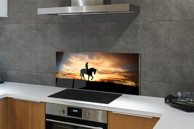 Painel de vidro Mulher em um pôr do sol de unicórnio