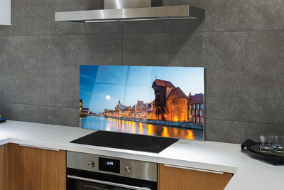 Painel de vidro Rio Gdansk à noite na Cidade Velha