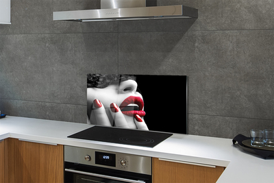 Painel de vidro Lábios e unhas de mulher