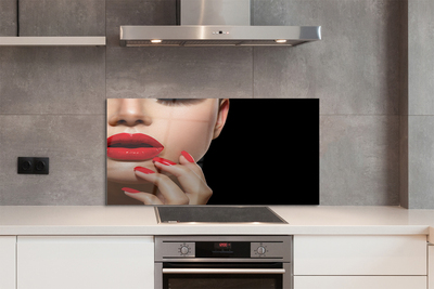 Painel de vidro Mulher com lábios e unhas vermelhas