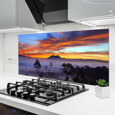 Painel cozinha Paisagem de árvores e neblina