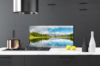 Painel cozinha Paisagem de montanhas, lago e floresta