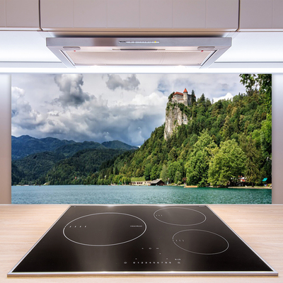 Painel vidro cozinha Castelo na paisagem florestal das montanhas