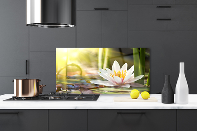Painel vidro cozinha Flor de lírio d'água