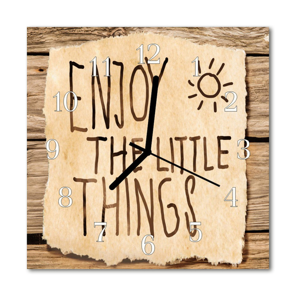 Relógio quadrado Ele está feliz