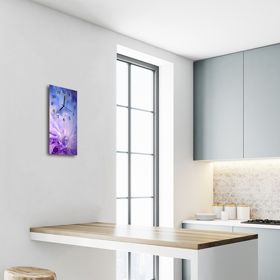 Relógio de vidro vertical Flores Pétalas de flores roxas