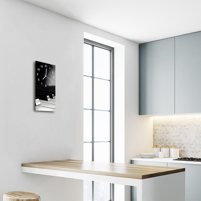 Relógio de vidro vertical Teclas de piano cinza