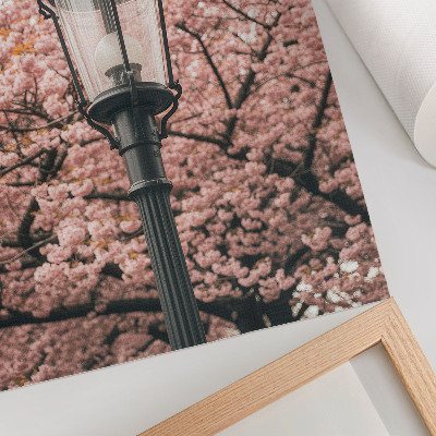 Poster decorativo Árvores cor-de-rosa, lanterna preta, atmosfera nostálgica
