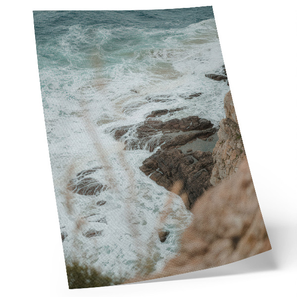 Arte de parede Ondas do mar e uma costa rochosa em tons turquesa.