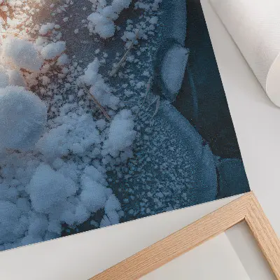 Poster para cozinha com cristais de gelo em tons de branco e azul para uma atmosfera invernal