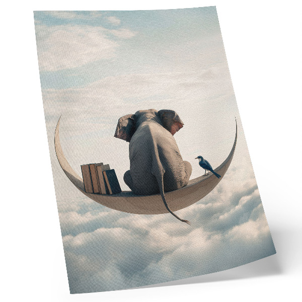 Poster para cozinha Elefante em uma lua crescente com livros nas nuvens