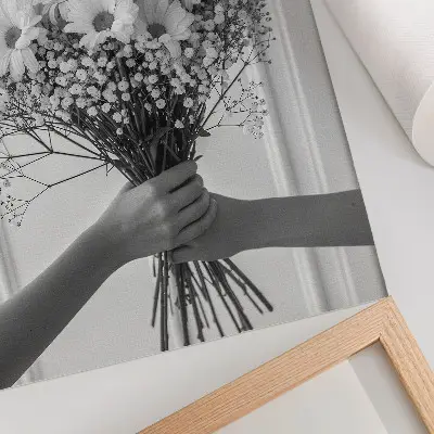 Poster para cozinha com estampa de flores delicadas em estilo minimalista, elegante e sutil