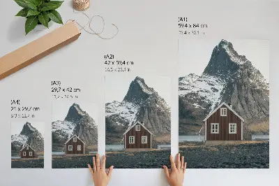 Arte de parede paisagem de montanha com casa de madeira e picos nevados