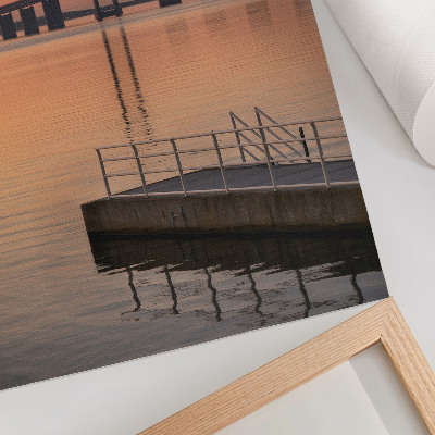 Poster decorativo Ponte do pôr do sol minimalista em tons quentes