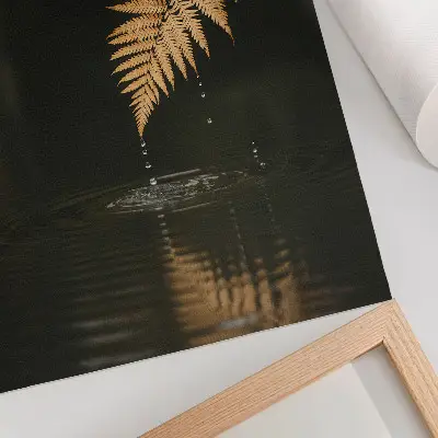 Arte de parede samambaia sobre a água com gotas harmoniosas e reflexo