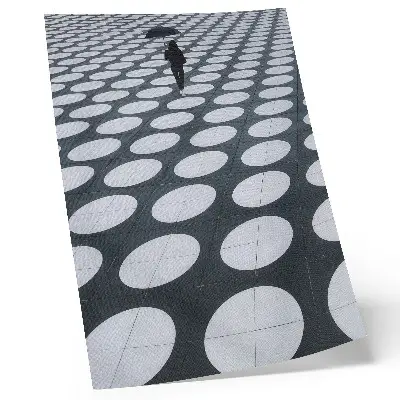 Pôster decorativo com padrões geométricos em contraste preto e branco