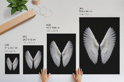 Poster decorativo Asas brancas simétricas sobre um fundo preto