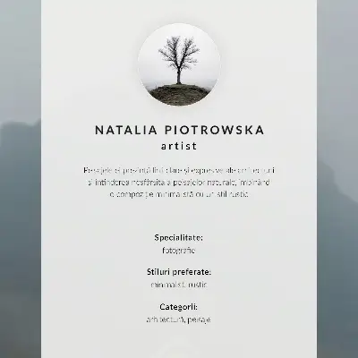 Poster decorativo com paisagem de casa amarela, nevoeiro e montanhas em atmosfera pacífica